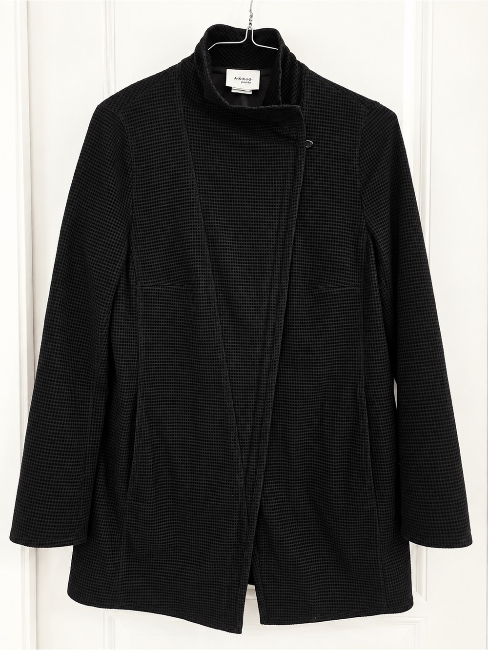 AKRIS PUNTO Black Velvet Textured Jersey Biker Asymmetrical Jacket Size 12